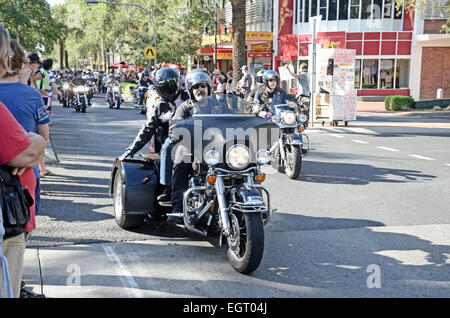 Harley-Davidson Australian National Rally "Thunder heruntergekommen" Peel Street Tamworth. Sonntag, 1. März 2015 Stockfoto