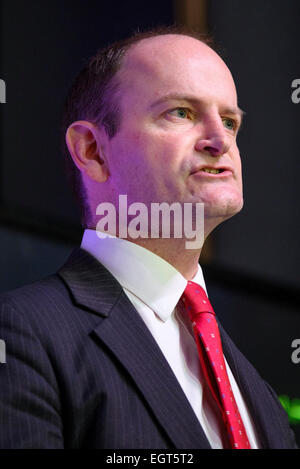 Die UKIP Frühjahrstagung am 28.02.2015 im Winter Gardens, Margate. Douglas Carswell, UKIP MP und PPC für Clacton-on-Sea, befasst sich die Konferenz. Bild von Julie Edwards Stockfoto