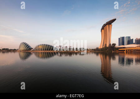 Gardens by the Bay in Singapur. Gardens by the Bay von Grant Associates und Wilkinson Eyre Architects. Stockfoto