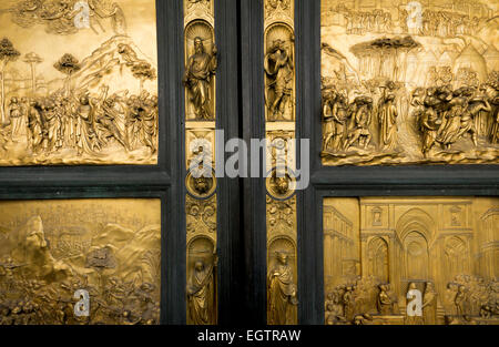 Tore des Paradieses: Lorenzo Meisterwerk der Renaissance, Bronzetüren des Baptisterium, Florenz, Italien Stockfoto