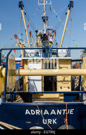 Die Rückseite eines Fischerbootes "Adriaantje" im Hafen der ehemaligen Insel Urk, Flevoland, die Neteherlans Stockfoto