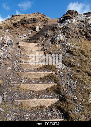 Rustikale Holz verstärkt die Klippen von Trevose Head in der Nähe des Leuchtturms, Cornwall, UK Stockfoto