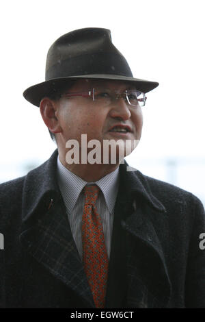 Hyogo, Japan. 1. März 2015. Yoshito Yahagi Pferderennen: Trainer Yoshito Yahagi nach Daiwa Maggiore Hankyu Hai Hanshin Racecourse in Hyogo, Japan gewann. © Eiichi Yamane/AFLO/Alamy Live-Nachrichten Stockfoto