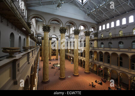 Innenansicht des Rittersaals des National Building Museum, Washington DC, USA Stockfoto