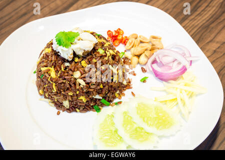 Gebratene Curry gebratener Reis mit Krabben Stockfoto
