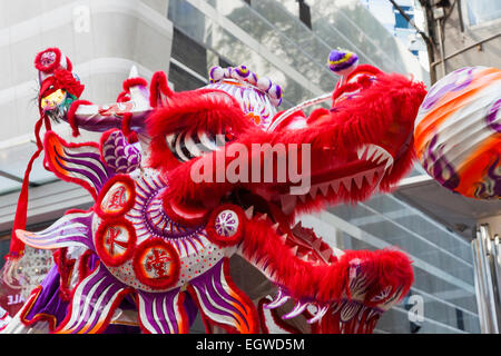 China, Hong Kong, jährlichen New Years Day Festival Parade, chinesischer Drache Stockfoto