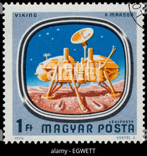 Ungarn - ca. 1976: Briefmarke gedruckt in Ungarn zeigt Viking auf dem Mars, mit der gleichen Inschrift, aus der Serie "Raumsonden zu Stockfoto