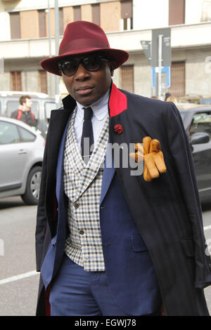 Defustel Ndjoko Ankunft bei der Modenschau von Etro in Milan - 27. Februar 2015 - Foto: Start-und Landebahn Manhattan/Paolo Diletto Stockfoto