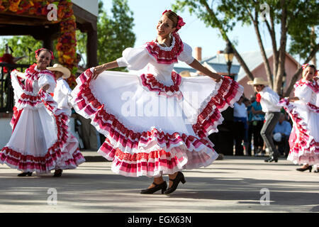 Mexikanische Tänzer, Cinco De Mayo-Feier, alte Mesilla, Las Cruces, New Mexico, Vereinigte Staaten Stockfoto