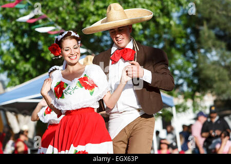 Mexikanische Tänzer, Cinco De Mayo-Feier, alte Mesilla, Las Cruces, New Mexico, Vereinigte Staaten Stockfoto