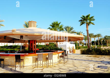 Bar am Strand von Sharm el Sheikh, Ägypten-Luxushotel Stockfoto