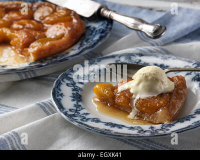 Aprikosen-Tarte tatin Stockfoto