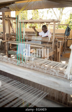 Weberei Workshop - Dar Es Salaam, Tansania, Ostafrika Stockfoto