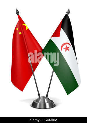 China und Sahrawi arabische demokratische Republik - Miniatur-Flags. Stockfoto