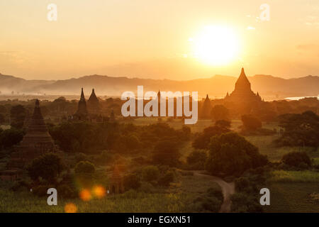 Asien-Sonnenuntergang Stockfoto