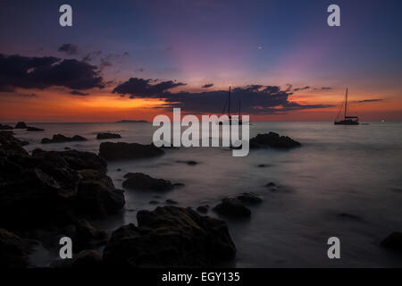 Tropischer Strand Sonnenuntergang Stockfoto