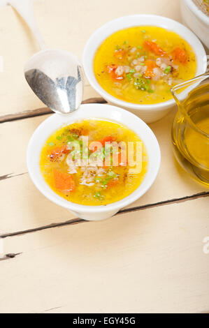 traditionellen syrischen Gerste Brühe Suppe Aleppo Stil namens Talbina oder Tirbiyali typische Gerichte nach dem Ramadan Stockfoto