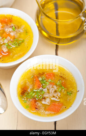 traditionellen syrischen Gerste Brühe Suppe Aleppo Stil namens Talbina oder Tirbiyali typische Gerichte nach dem Ramadan Stockfoto