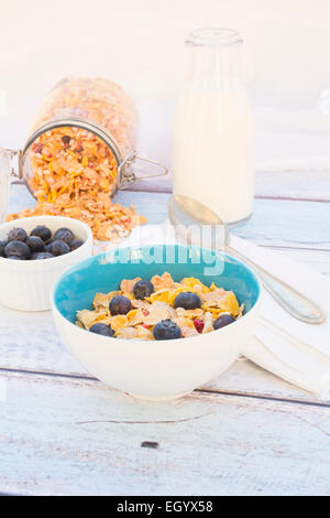 Glutenfrei-Müsli mit Heidelbeeren Stockfoto