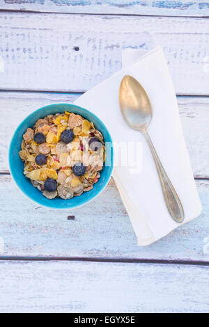 Glutenfrei-Müsli mit Heidelbeeren Stockfoto