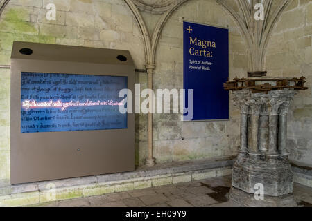 Salisbury, Wiltshire, UK. 4. März 2015. Freitag, 6. März 2015 starten von Salisburys Magna Carta Ausstellung Neukredite: Paul Chambers/Alamy Live News Stockfoto