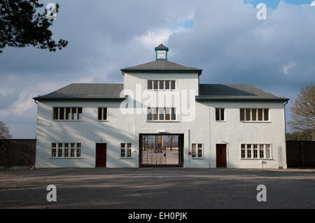 Eingang zum KZ-Gedenkstätte Sachsenhausen, Oranienburg, Deutschland Stockfoto