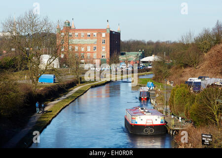 Tim Knowles im Besitz Canal Mühle, Botany Bay Dörfer Einkaufszentrum seit 1995 in Chorley Lancashire entlang des Kanals Stockfoto