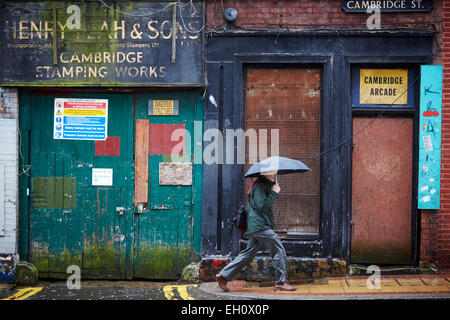 Gebäude mit Ghost Zeichen auf Cambridge Street Sheffield heruntergekommen Stockfoto