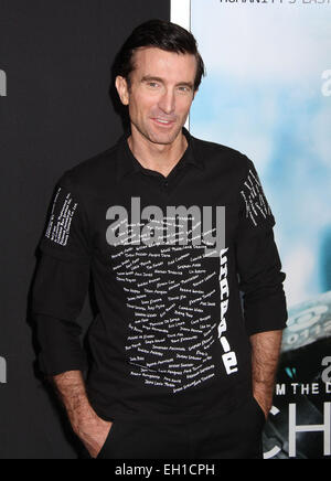 New York, USA. 4. März 2015. Schauspieler SHARLTO COPLEY besucht die New Yorker Premiere von "Chappy" bei AMC Loews Lincoln Square statt. Bildnachweis: Nancy Kaszerman/ZUMAPRESS.com/Alamy Live-Nachrichten Stockfoto