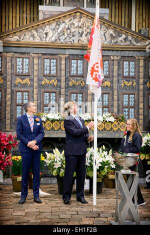 Breezand, Niederlande. 4. März 2015. König Willem-Alexander der Niederlande eröffnet der Lentetuin (Frühlingsgarten) in Breezand, den Niederlanden, 4. März 2015. Thema des diesjährigen ist 200 Jahre Königreich der Niederlande. Bildnachweis: Dpa picture Alliance/Alamy Live News Stockfoto