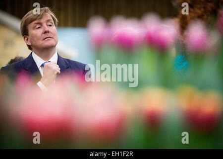 Breezand, Niederlande. 4. März 2015. König Willem-Alexander der Niederlande eröffnet der Lentetuin (Frühlingsgarten) in Breezand, den Niederlanden, 4. März 2015. Thema des diesjährigen ist 200 Jahre Königreich der Niederlande. Bildnachweis: Dpa picture Alliance/Alamy Live News Stockfoto