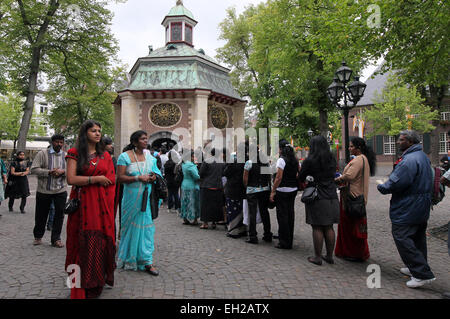 Ethnische Tamilen aus ganz Europa pilgern vor der Gnadenkapelle Kevelaer, Nordrhein-Westfalen, Deutschland, Europa Stockfoto