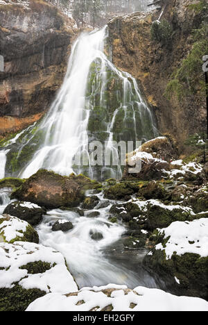 Gollinger Wasserfälle im Winter, Österreich Stockfoto