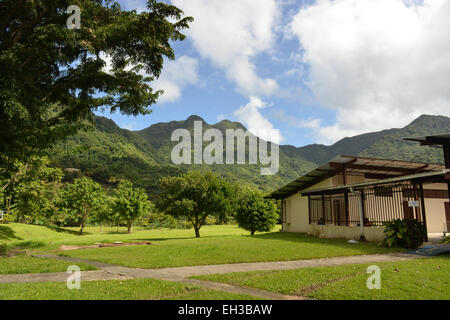 Rund um das Museum Cemi: ist ein Besucherzentrum für den Bereich und ein Schaufenster der Taino Artefakte. Jayuya, Puerto Rico. Territorium der USA. Stockfoto