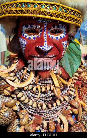 Native weiblich im Sing-Sing Festival, Mt. Hagen, Western Highlands, Papua New Guinea Stockfoto