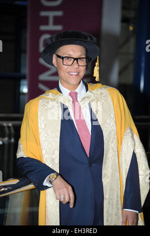 GOK Wan ist Ehrendoktor von Birmingham City University Featuring: Gok Wan wo: Birmingham, Vereinigtes Königreich bei: 01 Sep 2014 Stockfoto