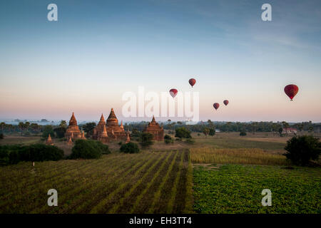 Tempel von Bagan, Myanmar, aus der Luft gesehen Stockfoto