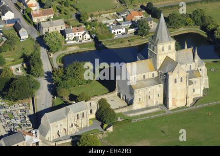 Frankreich, Manche, Cerisy la Foret, Abtei Saint Vigor le Grand umgangsprachlich Abtei Cerisy (Luftbild) Stockfoto