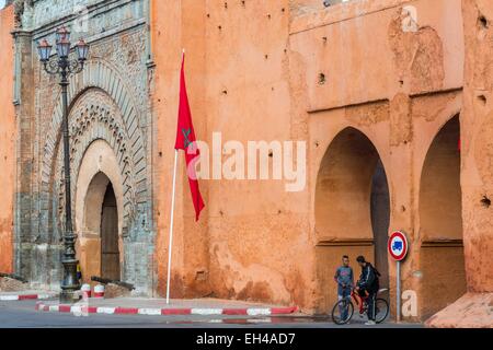 Marokko, hoher Atlas, Marrakesch, imperial Stadtmauer rund um die Medina (UNESCO-Weltkulturerbe) auf Bab Agnaou (12. Jahrhundert) Stockfoto