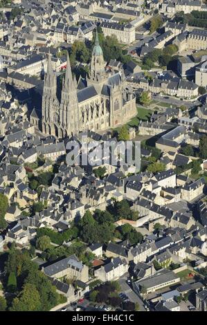 Frankreich, Calvados, Bayeux, berühmt für seine Tapisserie Darstellung der Eroberung Englands durch Wilhelm den Eroberer (Luftbild) Stockfoto