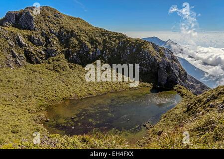 Philippinen, Insel Mindanao, Davao-Region, Mount Apo Nationalpark, den See bei der Gipfel-Caldera des Vulkans Mount Apo (2954 m), der höchste Berg auf den Philippinen Stockfoto