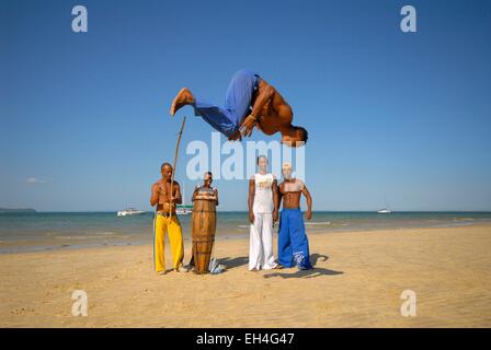 Brasilien, Bahia state, Itaparica Salvador de Bahia Bay, Insel Itaparica, Capoeira am Strand von Itaparica Stockfoto