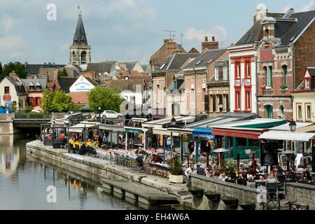 Frankreich, Somme, Amiens, Saint Leu, Quai Belu, Fluss La Somme, Kirche Saint Leu Stockfoto