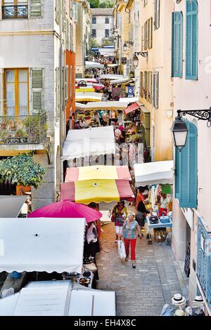 Frankreich, Alpes Maritimes, Valbonne, provenzalischer Markt im Sommer Stockfoto