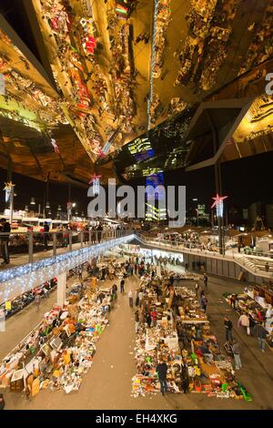 Spanien, Katalonien, Barcelona, stattdessen frohlockt, Mercat Dels Encants (Flohmarkt) Stockfoto
