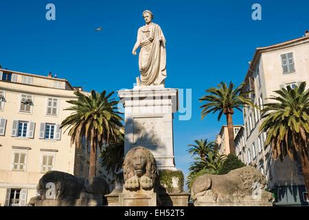 Frankreich, Corse du Sud, Ajaccio, quadratische Foch Napoleon Bonaparte statue Stockfoto