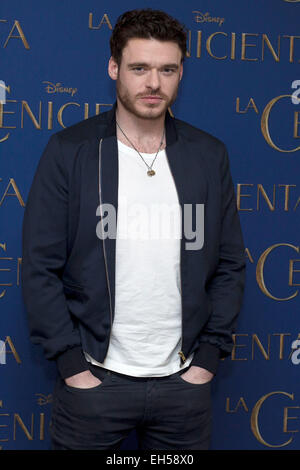 Mexico City, Mexiko. 6. März 2015. Schauspieler Richard Madden stellt bei einem Fototermin für den Film "Cinderella" in Mexiko-Stadt, Hauptstadt von Mexiko, am 6. März 2015 zu fördern. Bildnachweis: Alejandro Ayala/Xinhua/Alamy Live-Nachrichten Stockfoto