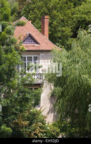 Haus im Winkel Sur L'Anglin, Vienne, Frankreich. Stockfoto