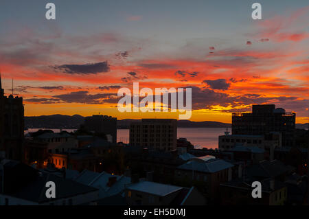 Sonnenaufgang über Hobart, Tasmanien, Australien Stockfoto