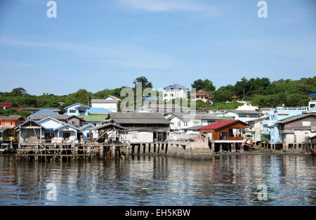 Dörfer auf der Insel in Thailand. Stockfoto